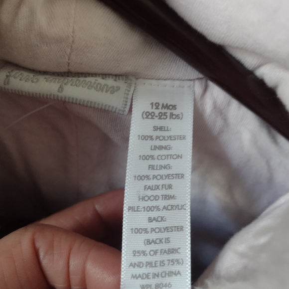 Baby Girls First Impression warm onesy coat size 12 months (22-25 lbs). - Picture 8 of 9